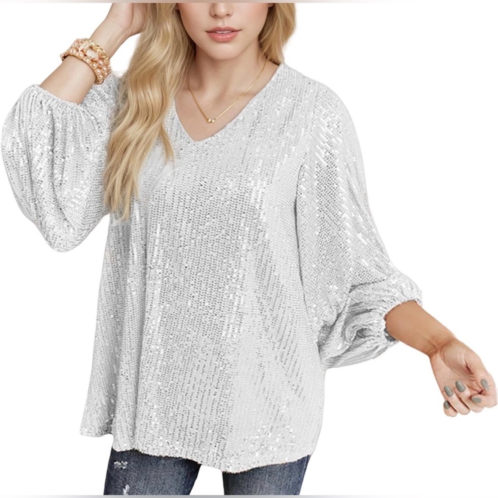 ❤️ Women's Silver Sequin Top